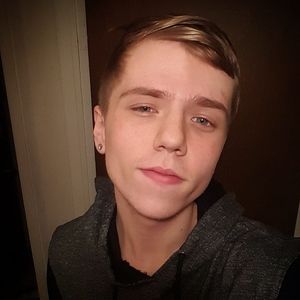 Meet your Posher, Johnny